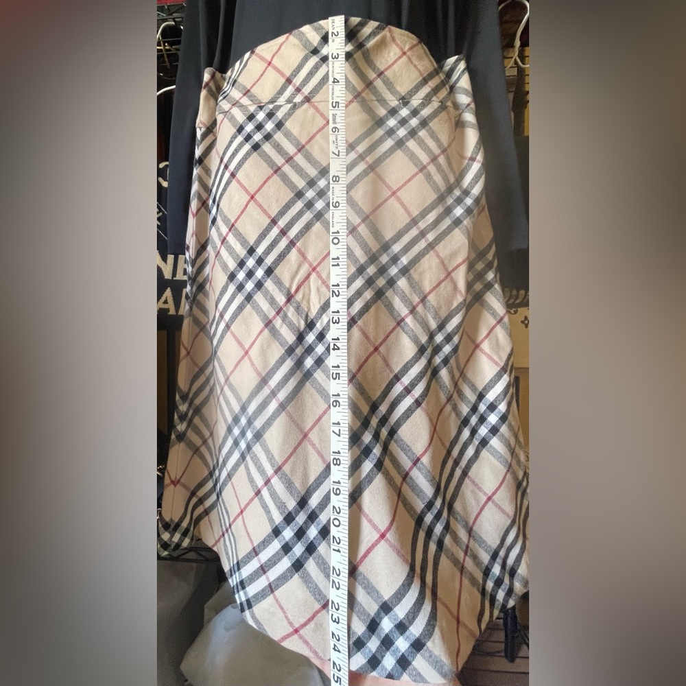 Burberry Skirt - Picture 3 of 5